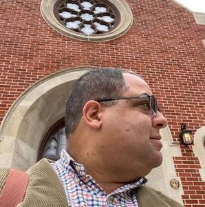 Meet your Posher, Ernesto